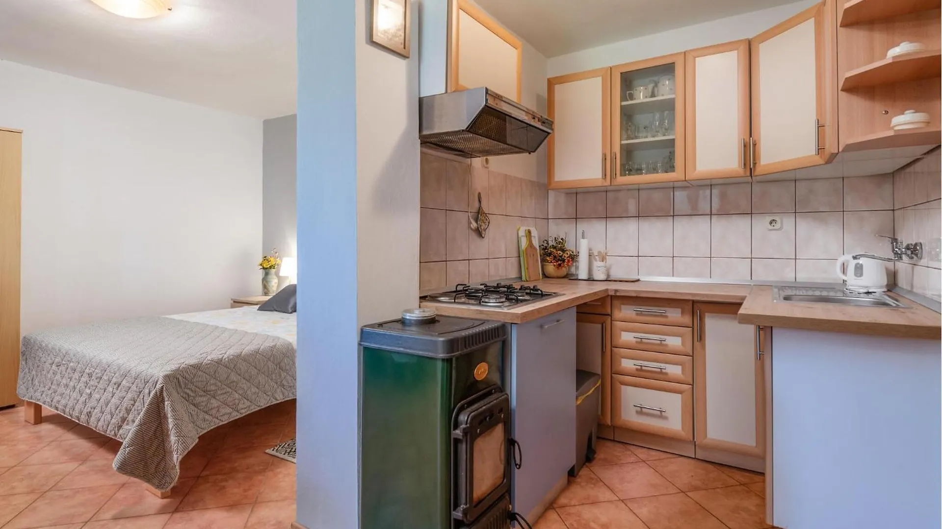 Pet Friendly Home In Valbandon With Wi-Fi 0*,
